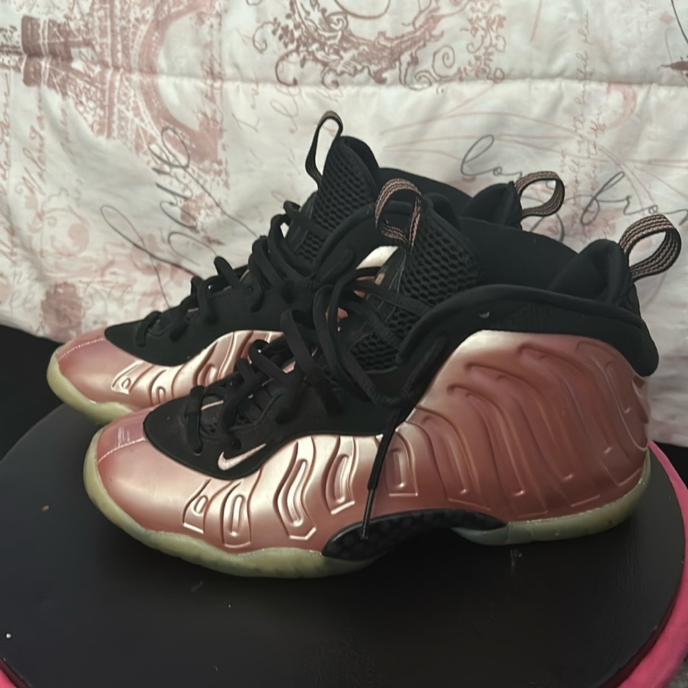 COPY - Pink metallic foamposites 💖